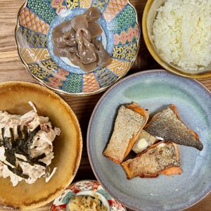 ぴいすけの作ってみた!投稿(簡単お魚和食♡『鮭のバターポン酢焼き』)