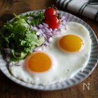 綺麗な黄身の目玉焼きを作るコツ【半熟目玉焼き】