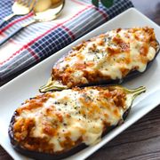【米なすの旨ミートチーズ焼き】トロッと丸ごと美味しい♪