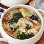 【カニカマとワカメのふわとろかき玉スープ】とろ〜り美味しい♪
