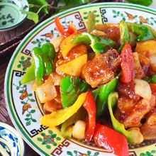 【豚こま肉が塊肉に】豚こま肉だから！ジューシーやわらか酢豚