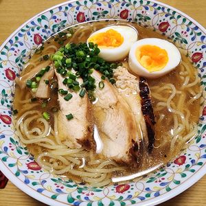 ナムディの作ってみた!投稿(ぱぱっと5分！簡単なのにウマい「おうち醤油ラーメン」)