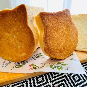 ちひろの作ってみた!投稿(ふわふわもっちり♡くせになる味♪ヨーグルトの生食パン)