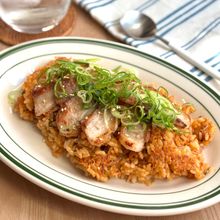 フライパンで！【旨辛ねぎカルビの石焼風おこげ飯】