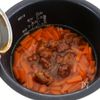 【缶詰でかんたん】焼き鳥とにんじんの炊き込みごはんの工程3