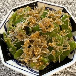 楽ラク手抜キッチン🐶🐾の作ってみた!投稿(じゃことピーマンの胡麻和え♩ じゃこピー！爆速！2Step)