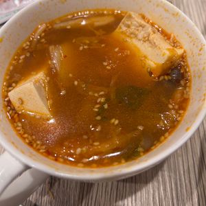 ゆずこの作ってみた!投稿(煮るだけ5分♪『豆腐とキムチのコクうま味噌スープ』)