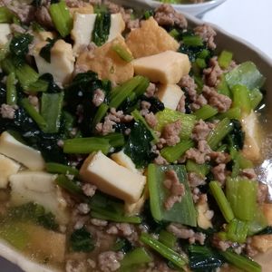 852468の作ってみた!投稿(ヘルシーでも大満足♪厚揚げと小松菜のそぼろ丼)