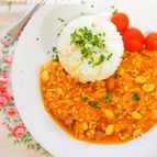 ミルクたっぷり　豆トマトカレー＆ポテトライス