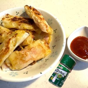 SHUNの作ってみた!投稿(【カレーポテト餃子】カリッホクッやみつき！)