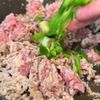 ピーマン克服!【ピーマン味噌そぼろ丼】の工程2