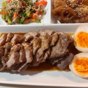 1404702の作ってみた!投稿(超簡単・炊飯器で放ったらかし！しっとり柔らかチャーシュー)