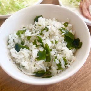 ゆかりの作ってみた!投稿(一度食べたらまた作りたくなる♪【じゃこわかめごはん】)