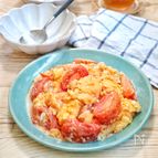 簡単10分で完成♡『とろとろたまごとトマトの中華炒め』