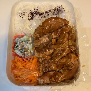 りりぃの作ってみた!投稿(ごはんが無限にすすむ…！【やみつきトンテキ】)