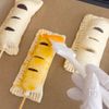 材料2つ かんたん月見パイの工程2
