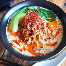 【ぱぱっと簡単！コク旨♡豆乳ごま担々うどん】手軽に絶品！