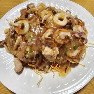 ナムディの作ってみた!投稿(冷蔵庫のあまりもの消費におすすめ！『具沢山皿うどん』)