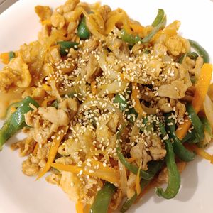 ゆきの作ってみた!投稿(甘辛でご飯がすすむ！豚こまプルコギ風炒め)