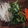 【モチモチ食感】だんごとたっぷり野菜のスープ｜お出汁が染みるの工程1