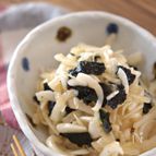 やみつき！新玉ねぎと海苔の中華風サラダ【作り置き】