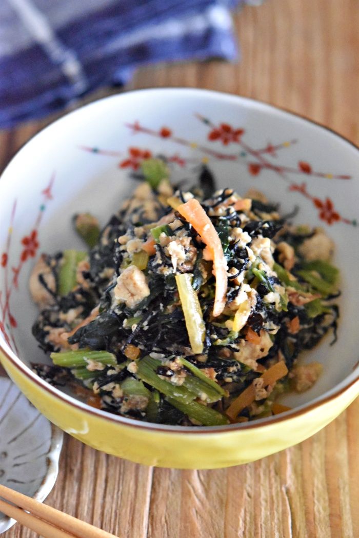小松菜とひじきのカラダにやさしい炒り豆腐【作り置き】 | レシピ
