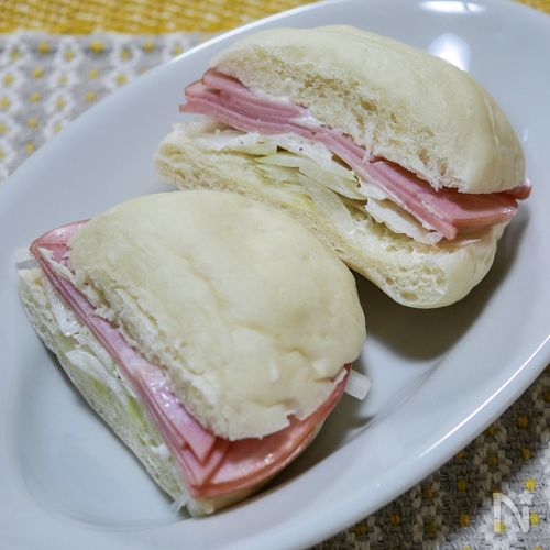 ハム多め推奨「白パンでもっちりハムサンド」