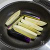 茄子と海老のくったり煮の工程2