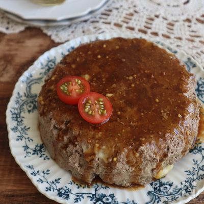 \レンジでソースまで作る/大きなチーズinハンバーグステーキ