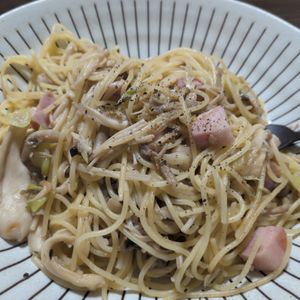 はしりんの作ってみた!投稿(ボリューム満点！たっぷりきのこのしょうゆパスタ)