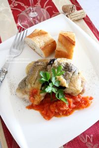 鶏肉の黒オリーブグリル トマトソース