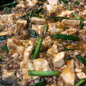 1032950の作ってみた!投稿(【スタミナニラ麻婆豆腐】10分でパパっと完成！)