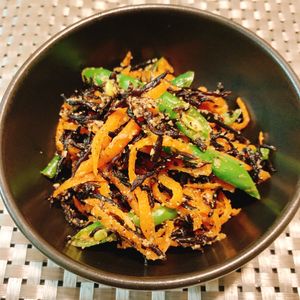 りんの作ってみた!投稿(【ひじきと野菜のごま和え】これ作れたら一生役立つ16)