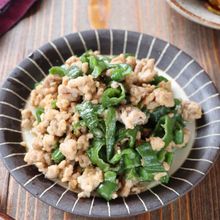 【冷凍作り置き】ご飯が進む!そぼろピーマン炒め