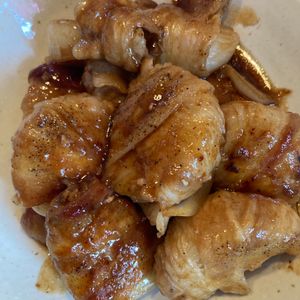 カッパの作ってみた!投稿(ごはんが進む味付け!ジューシーな『新玉ねぎの甘辛肉巻き』)