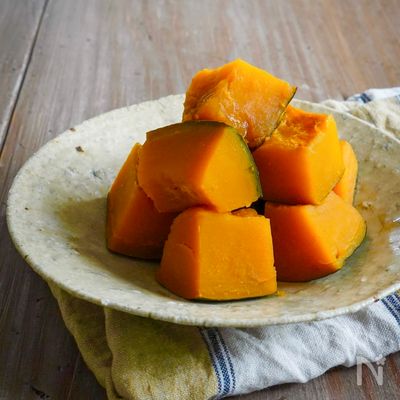＼今話題の砂糖をまぶす／本当に美味しいかぼちゃの煮物