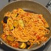 味噌のコクが決め手！鶏ひき肉と焼き茄子のトマトパスタ🍅の工程6