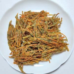 ふうかの作ってみた!投稿(やみつき！千切りにんじんのサクサク磯辺揚げ)