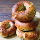 【プロが教える】試作を重ねたカリもち！胡麻ベーグル