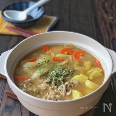 豚こま柔らか！新玉ねぎたっぷり！＊とろみカレー鍋＊
