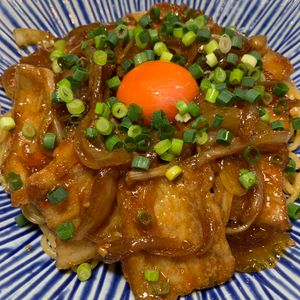 楽ラク手抜キッチン🐶🐾の作ってみた!投稿(【簡単に作れてお店級の美味しさ！】濃厚な豚油そば)
