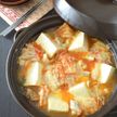 鶏肉と豆腐のキムチーズ鍋