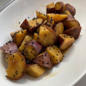 Mariの作ってみた!投稿(『さつまいものバター醤油煮』鍋に入れて10分♪おやつにも♪)