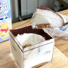 材料4つ!作業時間10分でふわふわティラミスの作り方!