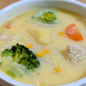 まゆのの作ってみた!投稿(【クリームシチュー改】いつもの味が進化する裏技。)