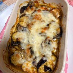ゆっこの作ってみた!投稿(なすトロ〜リ・簡単♡さば味噌煮缶となすのカレーマヨチー焼き)