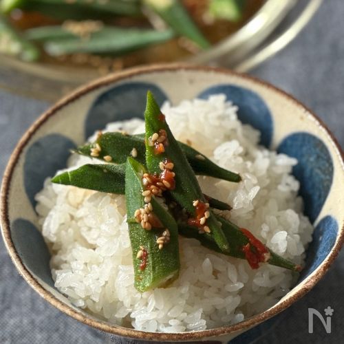 【ご飯が進んでしまう】レンジで簡単！オクラのやみつきダレ