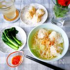 香港風 海老ワンタン麺　【海老がごろっ！】