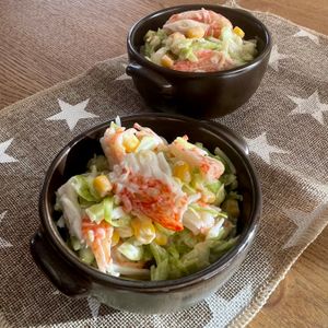 グリーンラテの作ってみた!投稿(カニカマ入りのコールスローサラダを極めたよ🤭✨)