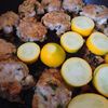 きゃらうぇいの作ってみた!投稿(ふわふわジューシー♪『豚こまの青じそチーズ丸め焼き』)